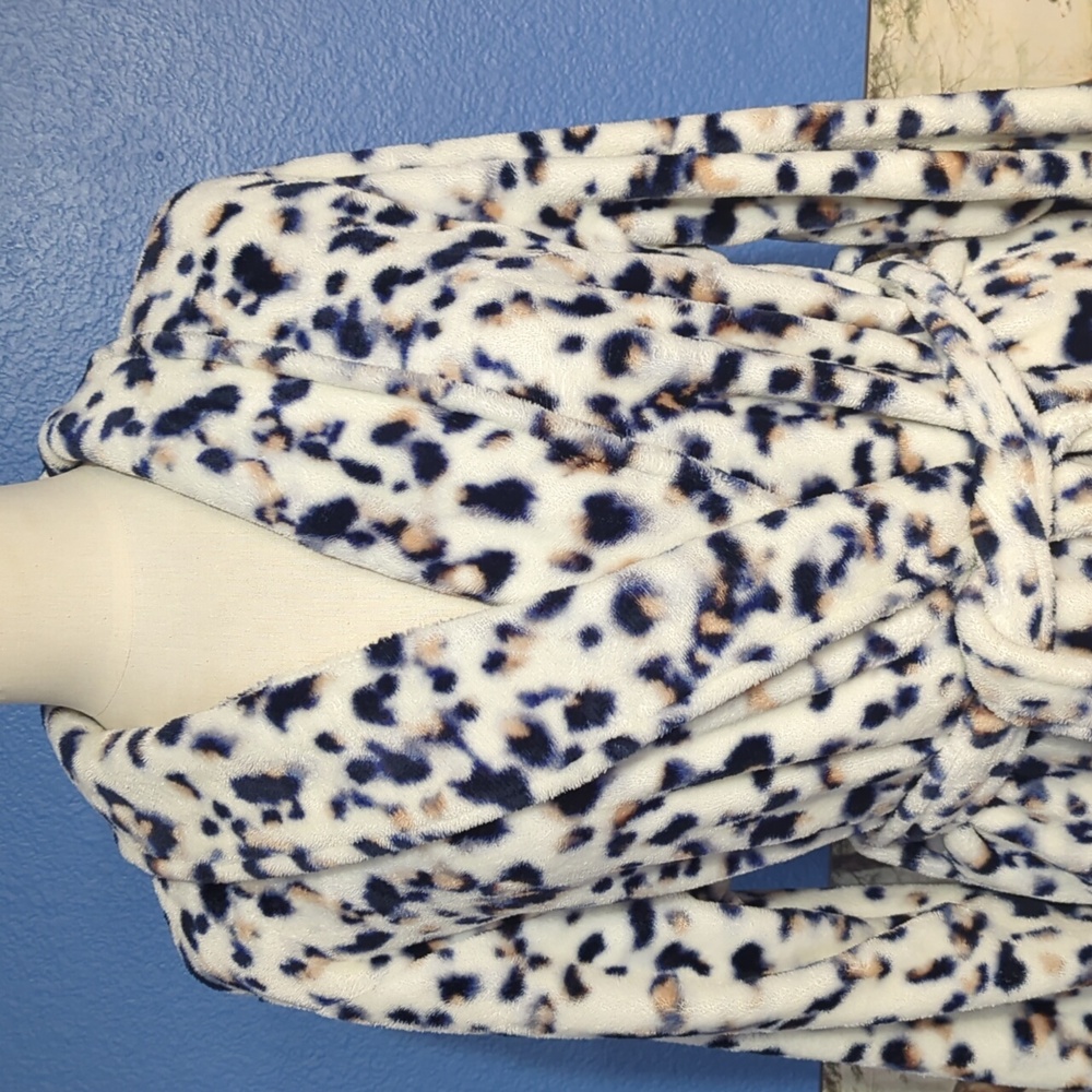 Soma Leopard Print Women's Robe - Picture 3 of 11